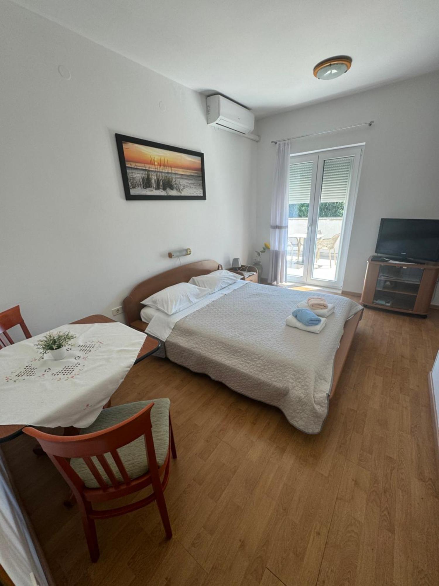 Apartments And Rooms Orazem Zoro Порторож Екстериор снимка